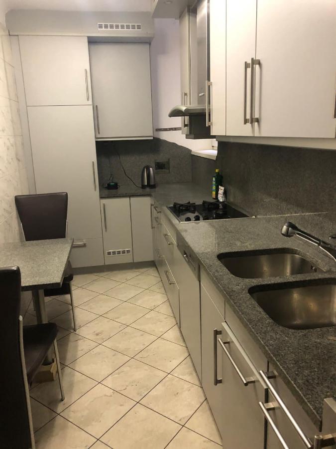 A Private Room In A Shared Apartment 비엔나 외부 사진